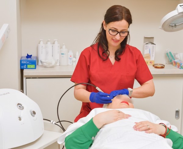 Microdermabraziune